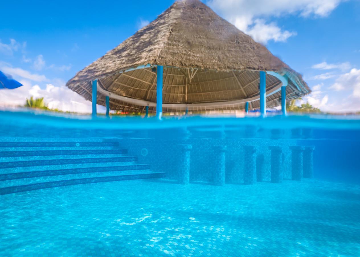 Azao Resort & Spa Pongwe Esterno foto
