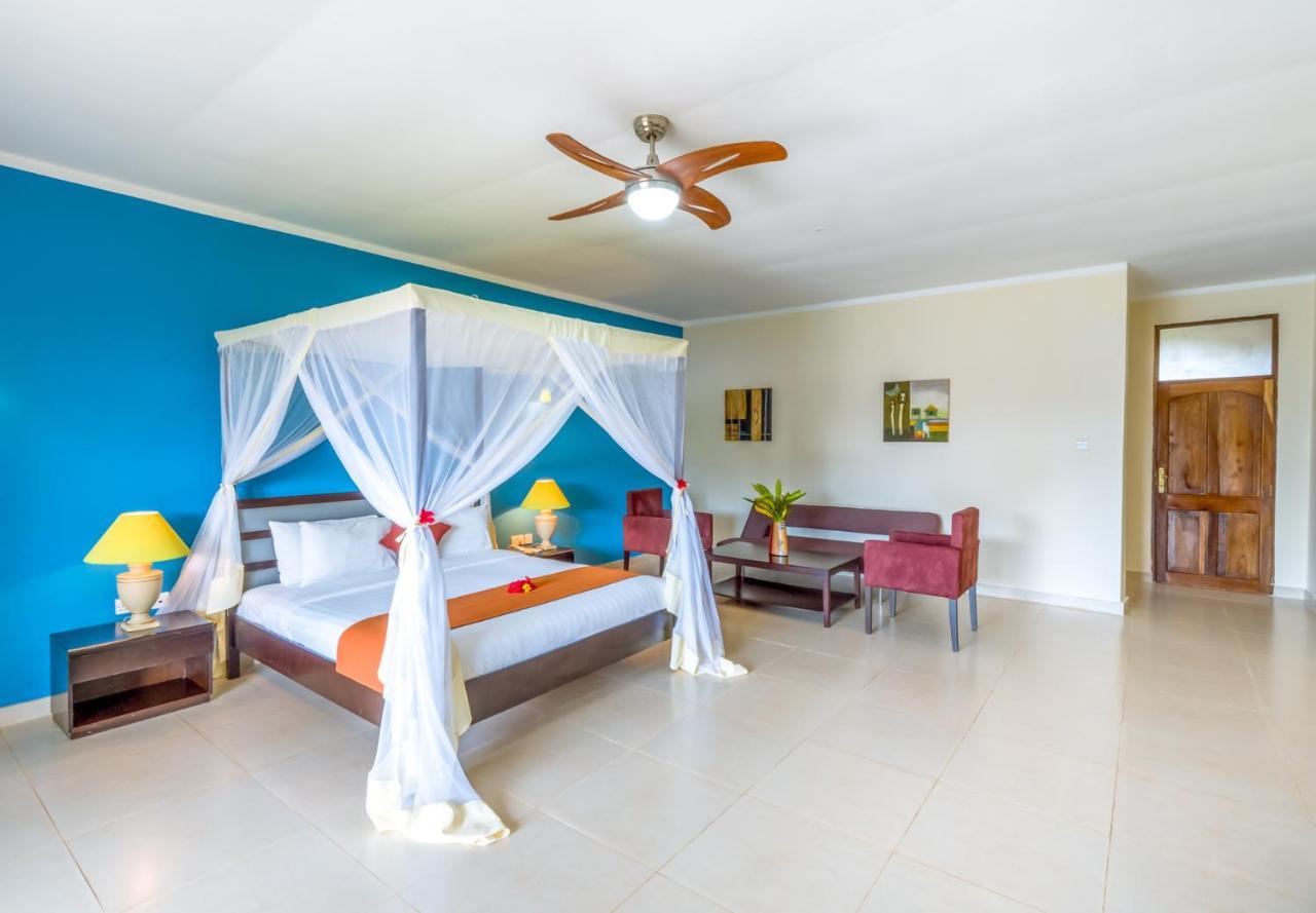 Azao Resort & Spa Pongwe Esterno foto