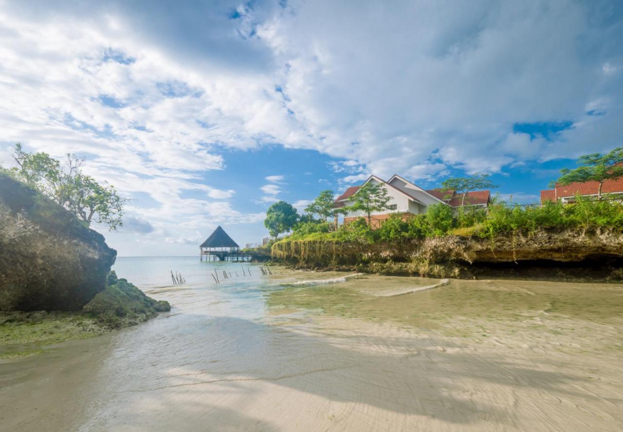 Azao Resort & Spa Pongwe Esterno foto