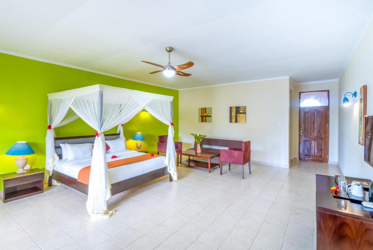Azao Resort & Spa Pongwe Esterno foto