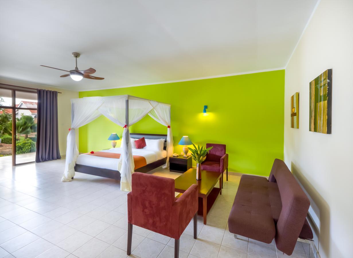 Azao Resort & Spa Pongwe Esterno foto